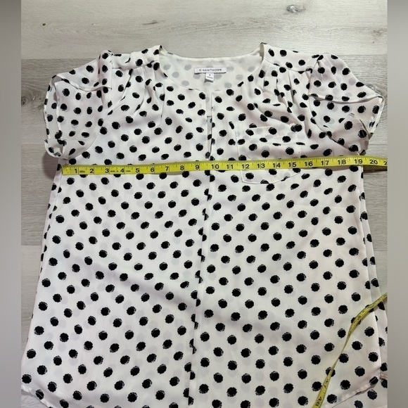 41 Hawthorn Carol Tulip Detail White and Black Polka Dot Blouse, Size Medium - Picture 10 of 11